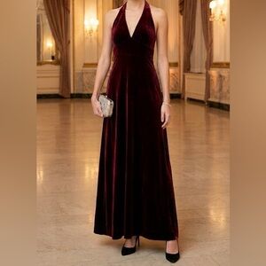 Kelly Arden Burgundy Velvet Halter Maxi Prom Formal Dress Sz 5